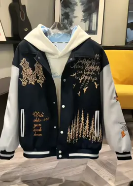 Áo khoác dạ bomber hình thêu  phong cách