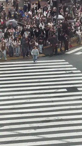 What the hell IS happening in Shibuya?? 😂 #shibuya #jujutsukaisen #whatthehellishappeninginshibuya #japan #tokyo 