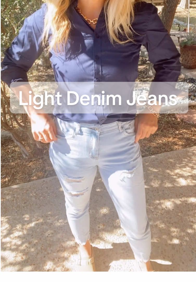 Light denim in, “Beau Blue” #evaless #denimjeans #denimoutfit #denimondenim #tiktokshopblackfriday @Evaless_official 