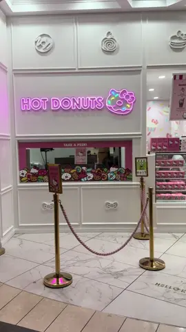 Hello Kitty Cafe 💞🌸🎀☕️🍭  #hellokitty #sweettreats #bayarea #fypシ 