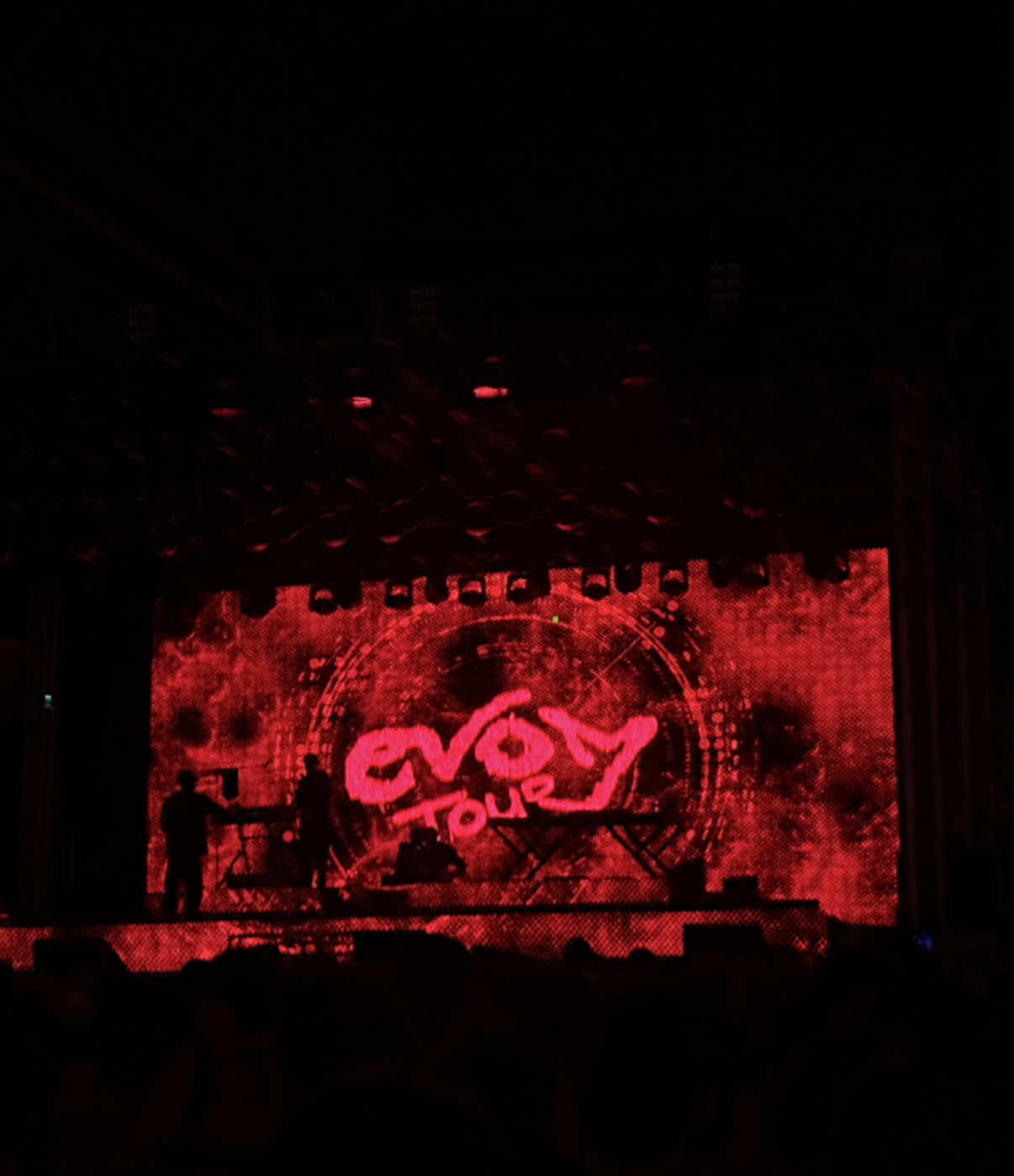 07.11 | RODA PUNK 👀🔥 #evom #evomtour #veigh #foryou 🖤❤️