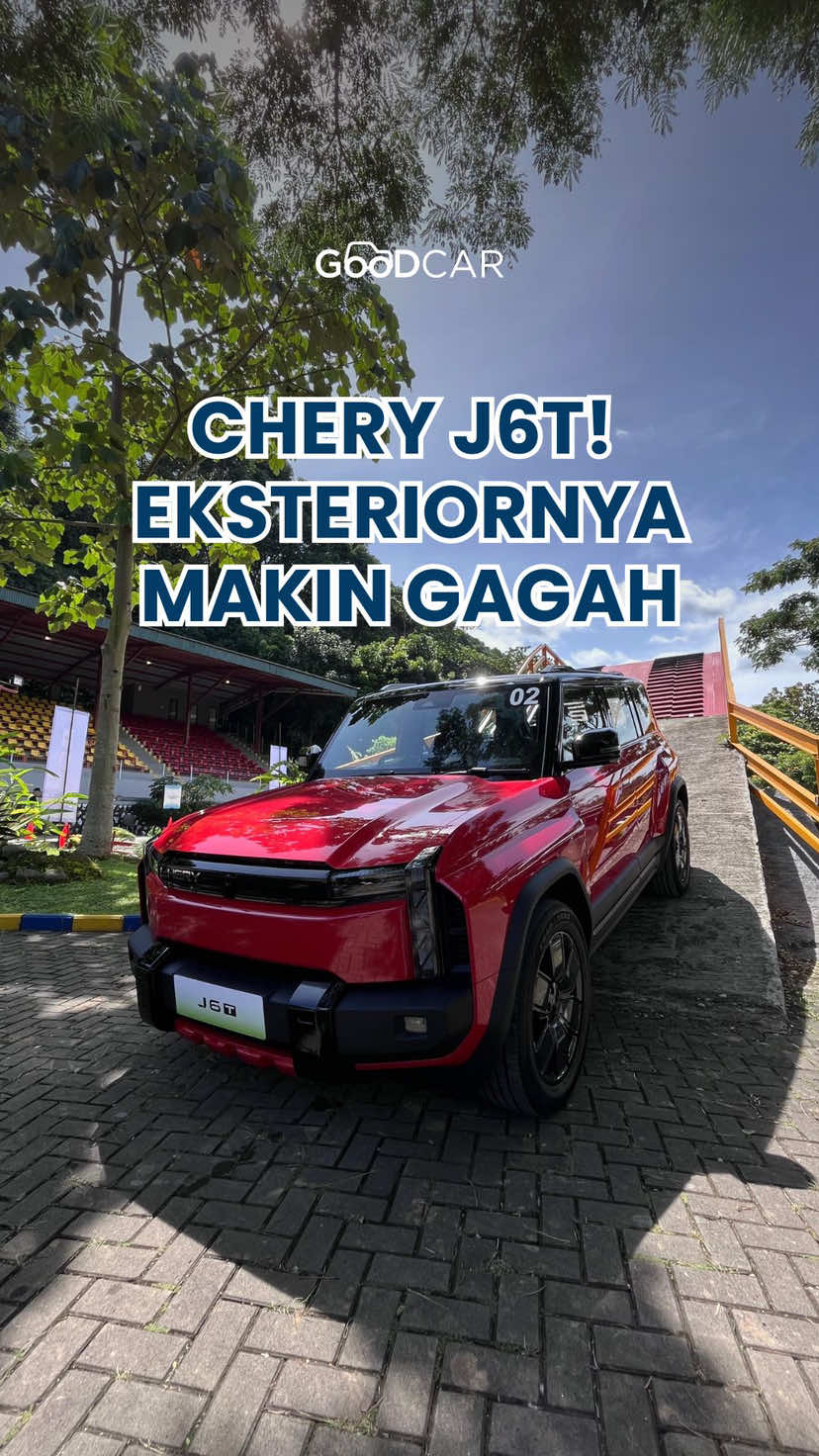 Yup! Ini adalah Chery J6T! Varian terbaru J6 dari @cherymotorindonesia  Kalo dilihat dari eksteriornya, jadi lebih gagah dengan over fender ya Friends! Headlampnya juga jadi keliatan lebih maskulin ditambah logo “iCar” di tengah mobil juga hilang.  Nantinya, mobil ini akan keluar dengan 2 versi. Versi AWD dan FWD Untuk harga resminya akan diumumkan pada tanggal 21 November 2025 di event GJAW Friends!  Tebak-tebakan harga seru kali yeeee??? 😎 #goodcar #goodcarid #chery #cherymotorindonesia #j6t   