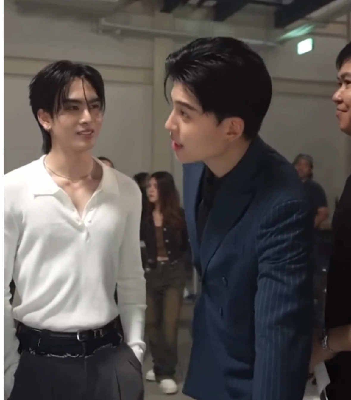 Aran Character အကြောင်း 🤍 <Tawan သဝန်အရမ်းတိုတာလည်းမပြောနဲ့ Khunu Aran လေးက ရက်ရက်စက်စက်ကို လှတာပါဟာ..>  #meandtheetheseries #tawanaran #perthsanta #fyp 