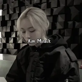 i admit that Minjeong is handsome but when she is with Karina she is just a cute baby puppy #jiminjeong ##winrina #kater #kartop #minsik 