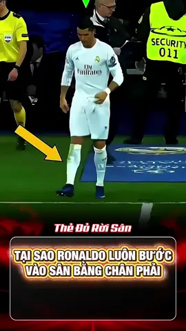 Tại Sao Ronaldo Luôn Bước Ra Sân Bằng Chân Phải #bongda #tinbong #ronaldo #xuhuong 