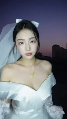 泡沫剧情：选择嫁给爱情还是金钱？Bubble plot: Do you choose to marry love or money?#泡沫 #邓紫棋 #抽象 #dance #PeterJoy 