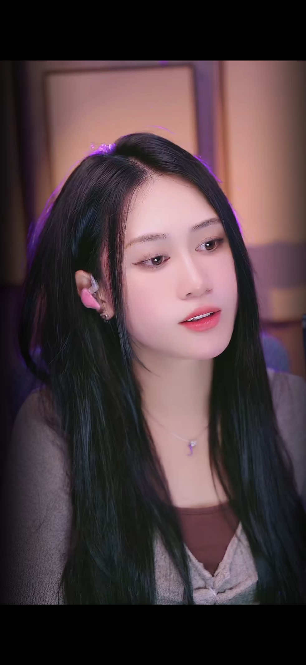 Cô ấy hơn tốt hơn em à? #jeetran #emthuacota #dseven #nhactamtrang #fyb 