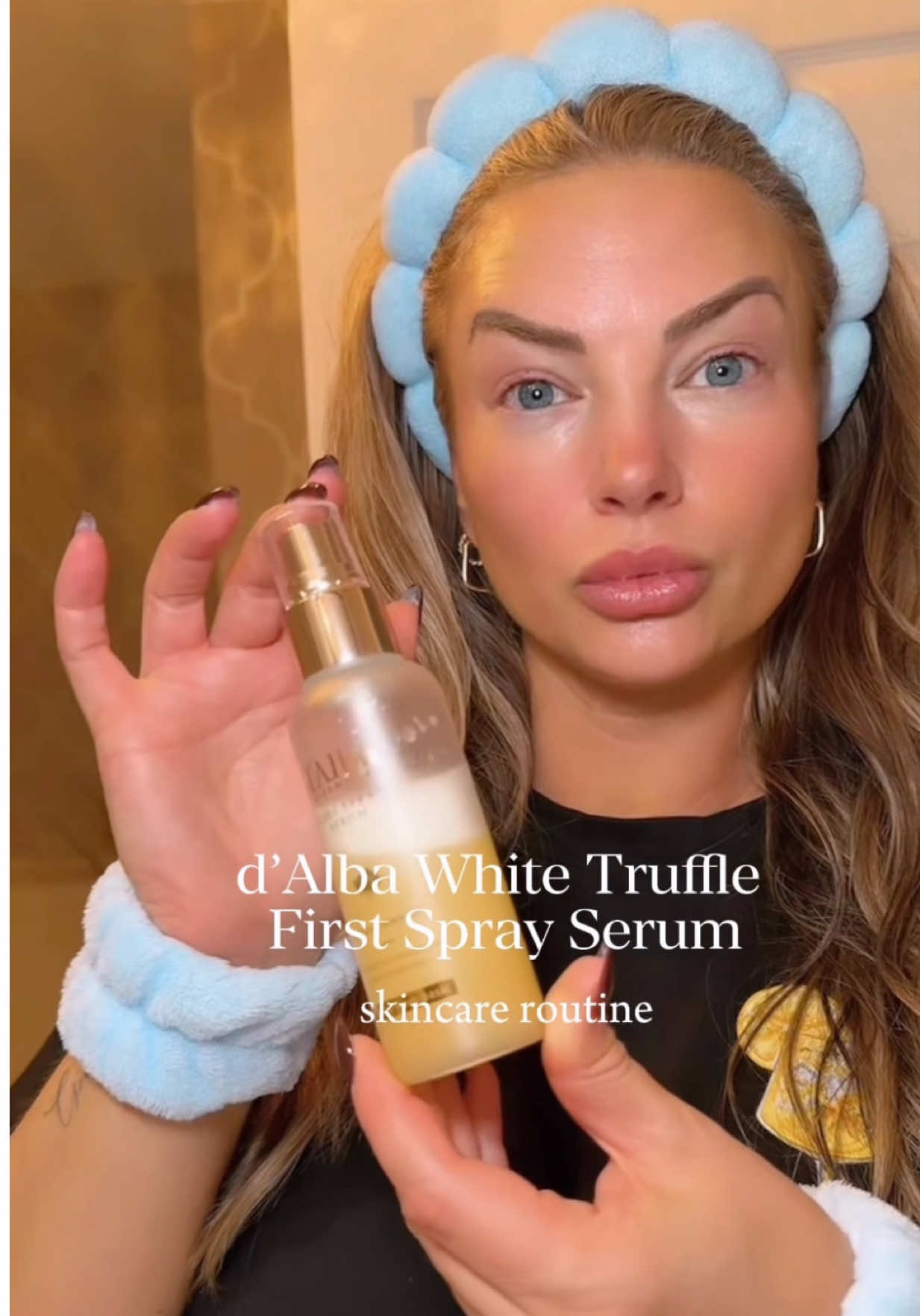 No time for skincare in the morning?  3 seconds is all it takes with @DALBA 🚫 No complicated routine 🧖‍♀️🫧   1- Step Skincare: Use anytime — after cleansing, before or after makeup  Instant Hydration & Glow: Revive dull skin in 3 seconds Sensitive-Skin Friendly: Alcohol-free and surfactant-free formula Antioxidant Power: White Truffle + Vitamin E restore vitality Lightweight Texture: Perfect under or over makeup Stock up for Black Friday 🛍️🛒Shop on Amazon  #dalba #dalbafirstsprayserum #simpleskincare #glassskinroutine #kbeautyskincare 