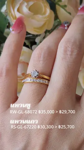 💍For the moment that lasts forever — 18K gold and natural diamonds, shining for a lifetime. Because true love deserves nothing less. #taweesuwan #bestjewellerystorephuket  #diamond #แหวนแต่งงาน #แหวนหมั้น 