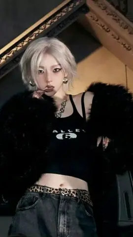 눈 마주치면 그냥 석화 #karina #카리나 #aespa #fyp #viral 