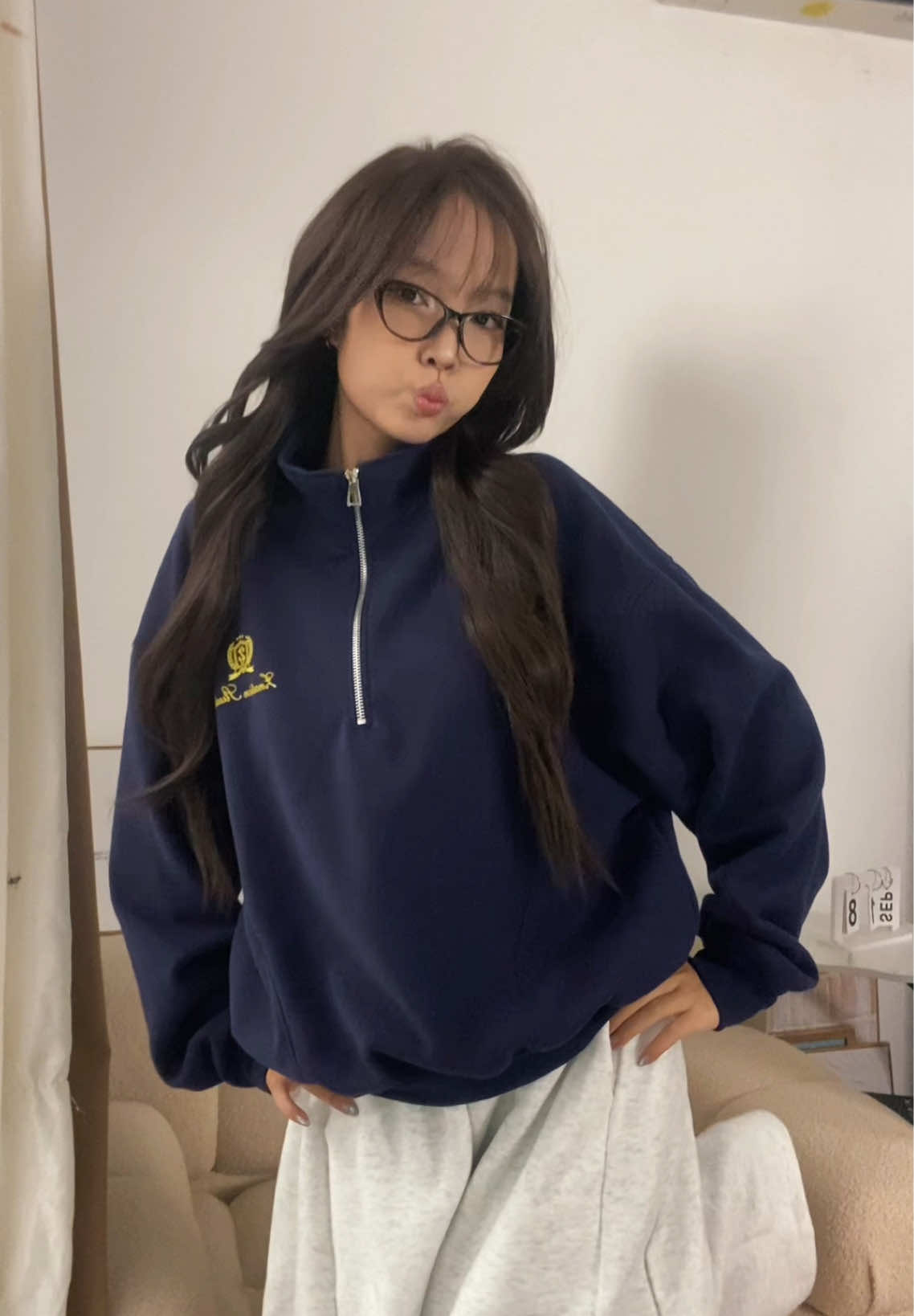 Màu này tôn da nữa #znation #sweater #xuhuongtiktok #outfitideas #phoidoxinh 