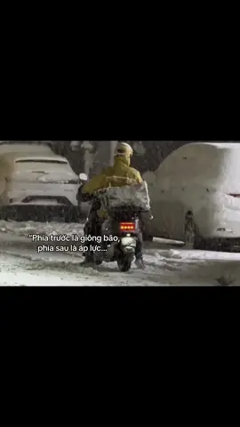 “Phía trước là giông bão, phía sau là áp lực… Ở cái độ tuổi mới lớn bước vào lối nào cho đỡ chênh vênh đây”#anhquoc🙆🏻‍♂️🎉 #xhhhhhhhhhhhhhhhhhhhhhhh 