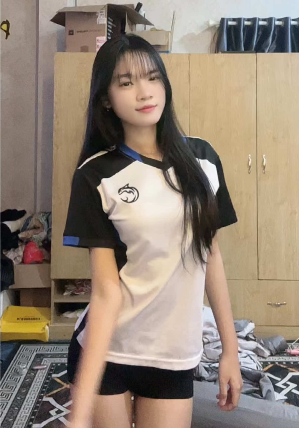 Tháy zì cũm kệ i ^^ | dc: @Klinn😶‍🌫️ | #2011 #hydoralylyna #tâ #htc #moonoceanteam 