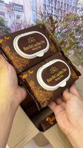 Khăn ướt lau bao sái ban thờ #mexutaphoa #khanuotlaubantho #khanuot #khanbaosai #tet2026  @Tạp hóa mẹ Xù 