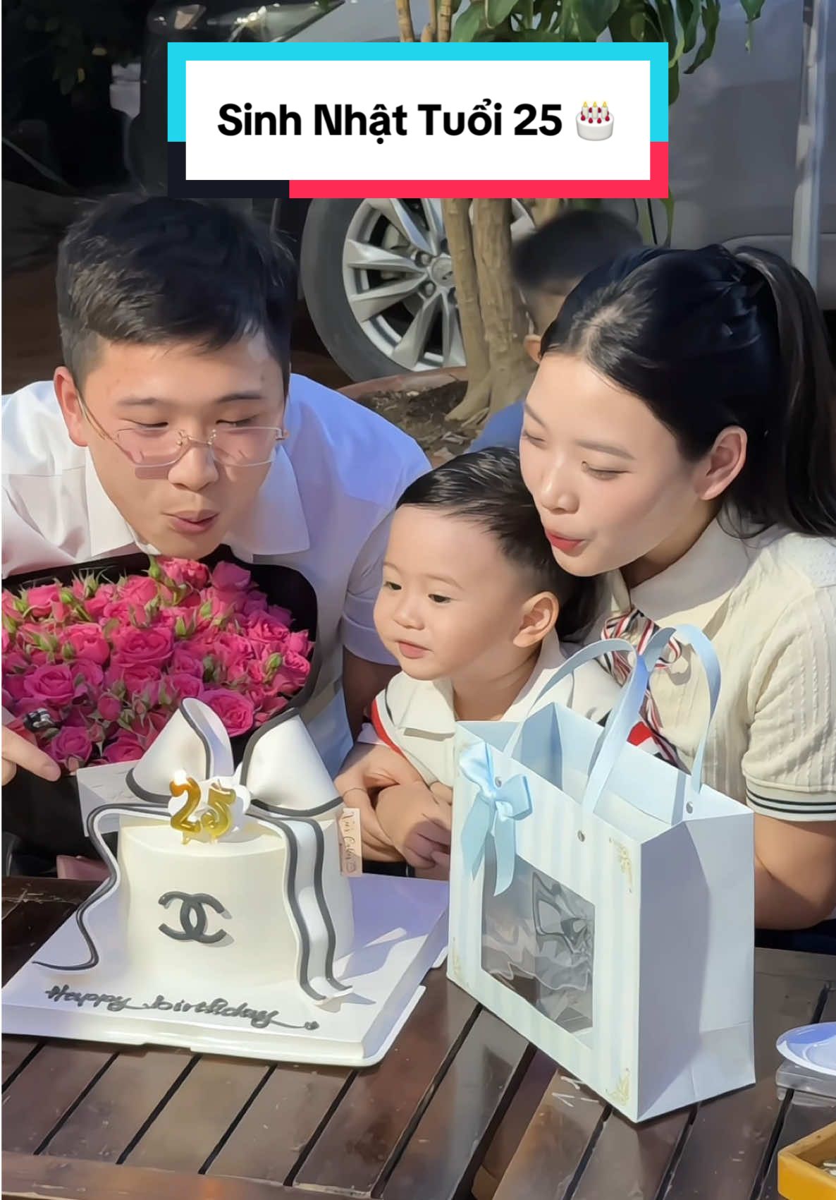 Sinh nhật tuổi 25 có anh, có em, có con 💕. Happy Birth Day to me 🎂 #lammecungthuy 