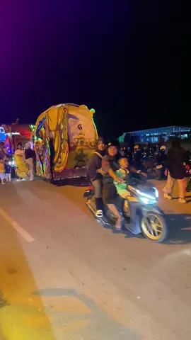 Lapangan tarakan yg lg dlm proses renovasi. Tar klo dah jd, skw makin keren pasti🤘 #singkawang #kalbar  #kalimantan 