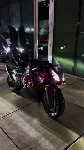 still can’t get over this new look.    #s1000rr #motorcycles 