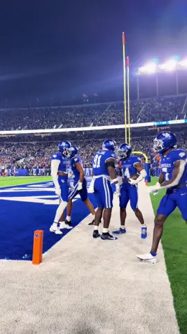 It’s perfect!🤩 #universityofkentucky #uky #ukfootball 