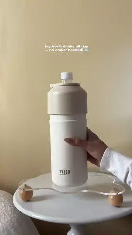 Not your ordinary tumbler💅 - pet bottle tumbler cutie! 🍾 #petbottletumbler #petbottlecooler #tyesopetbottlecooler #cooler #tyeso 