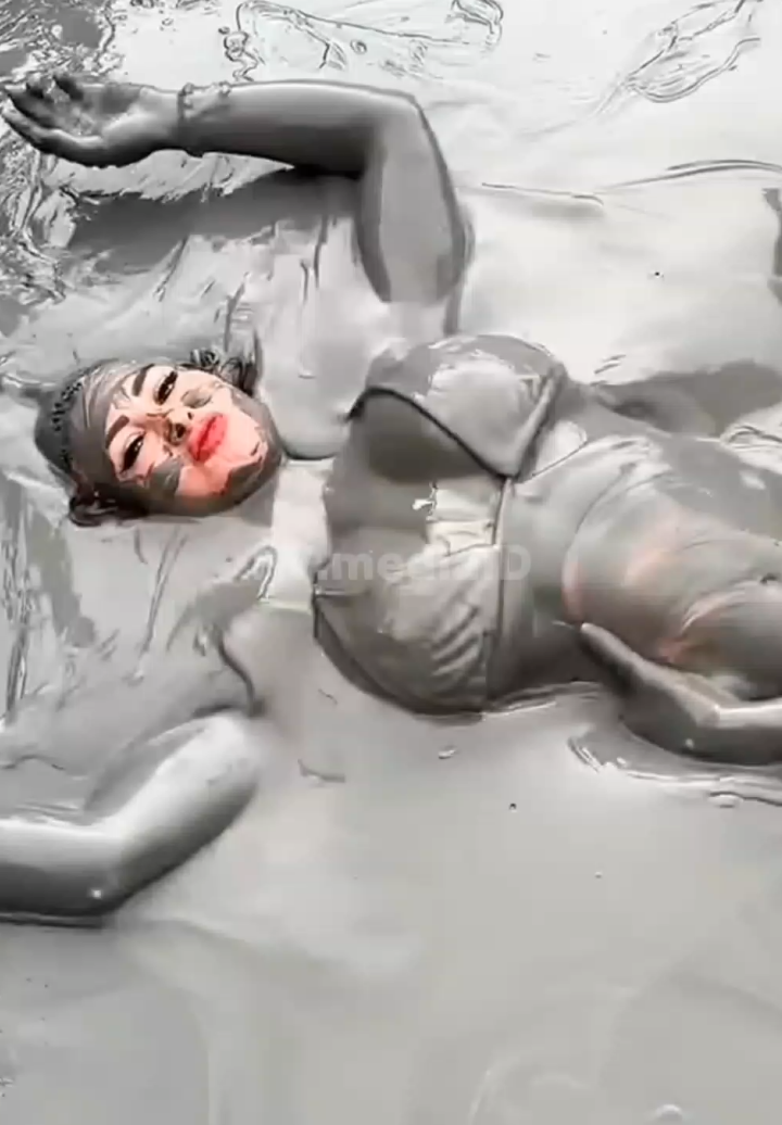 Mereka Nyemplung ke Gunung Berapi Demi Kulit Glowing?! 😱🌋 #fyp #xyzbca #fyppppppppppppppppppppppp 