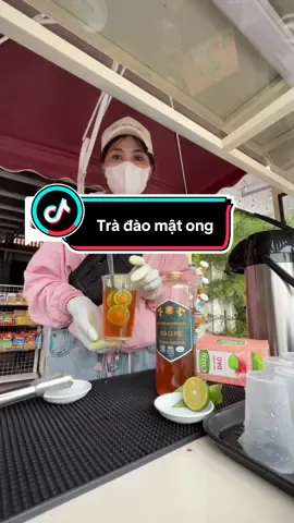 Trả lời @Bùi Thanh Xuân Chia sẻ cách pha trà đào mật ong tại nhà rất đơn giản nha mọi người tham khảo ạ #tradaomatong #matongnguyenchat #nguyenlieuphache #congthucphache 
