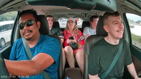 Driver จากอังกฤษปะทะ Driver จากเกาะสมุยคุยกันถูกคอ รอบหน้ามาเที่ยวใหม่ค่อยใช่บริการต่อ