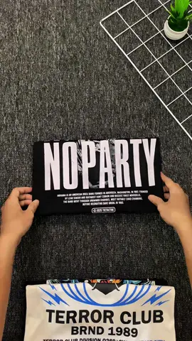 Paket kaos 4 pcs #kaos #promomakan1111 