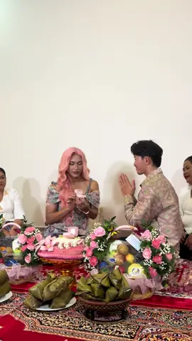 Congratulations mak @Chacha-ឆាឆា @Light  🎉🍾🎊 #vekcha #chacha #ChhorngChacha #foryoupage #couple 