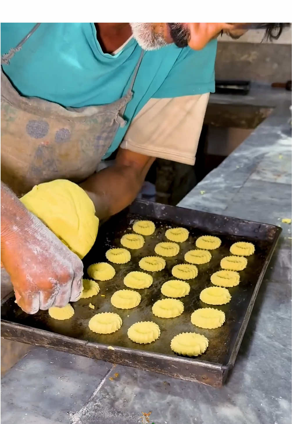 No te quedes sin probarlas, Merry Christmas 🎄🍪 #cookie #merrychristmas #india #indianfood #christmas 