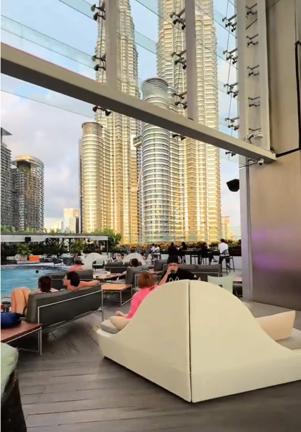 malaysia 🇲🇾🫡🇵🇰kualalumpur beautifulview klcc_twintower #klcc_malaysia #beautifulview #kualalumpur #travelmalaysia #travelkl2025vlog 