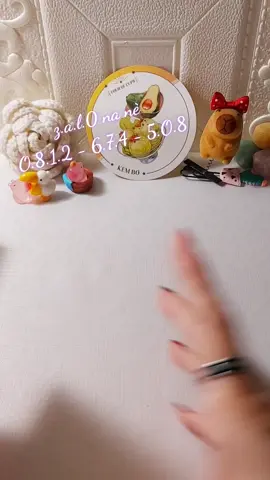 Tình yêu đích thực của bạn là ai? 😚 #tarot #lenatarot 