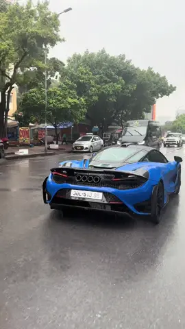 Hữu duyên ngày mưa  😍😍🥰🥰 #mclaren #mclaren720s