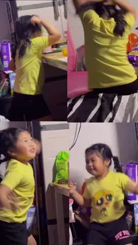 Dancerist mode on 😅💃