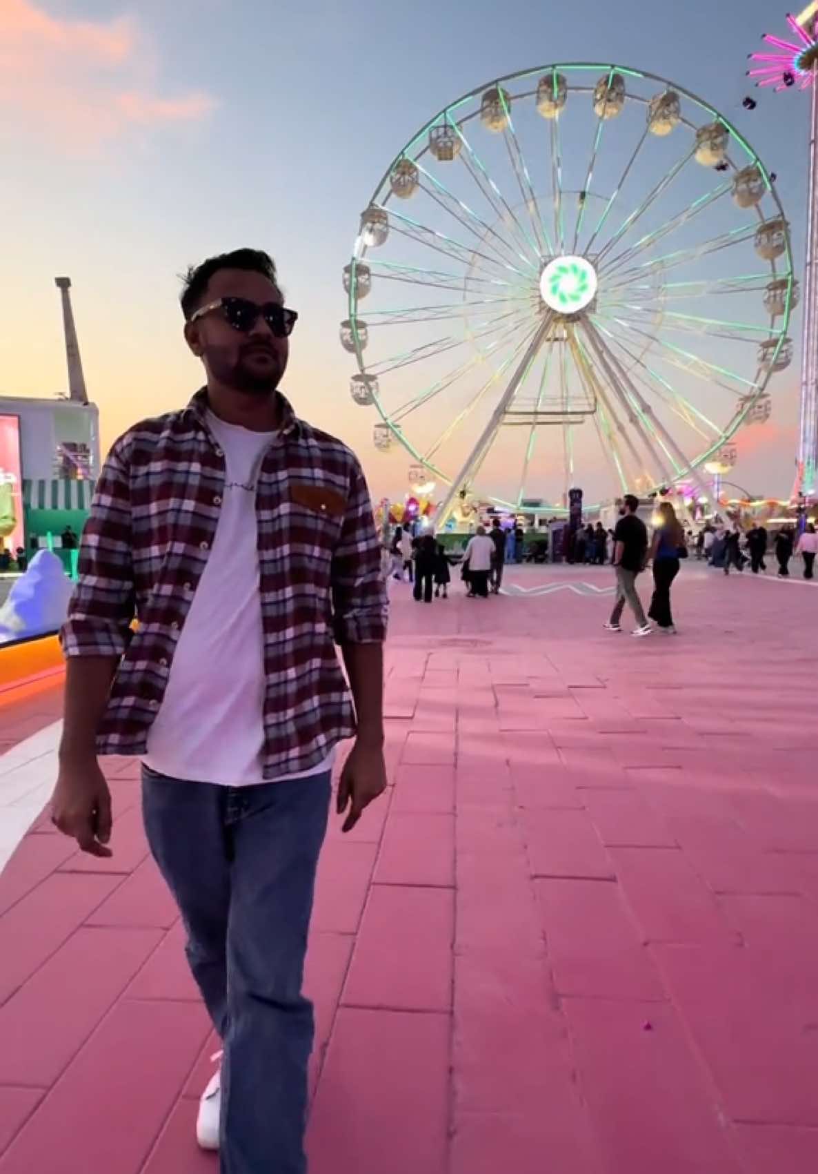 #kuwait 🇰🇼 #kuwait_tiktoker🇰🇼 #CapCut #kuwaitrockstar #winterwonderlandkuwait 