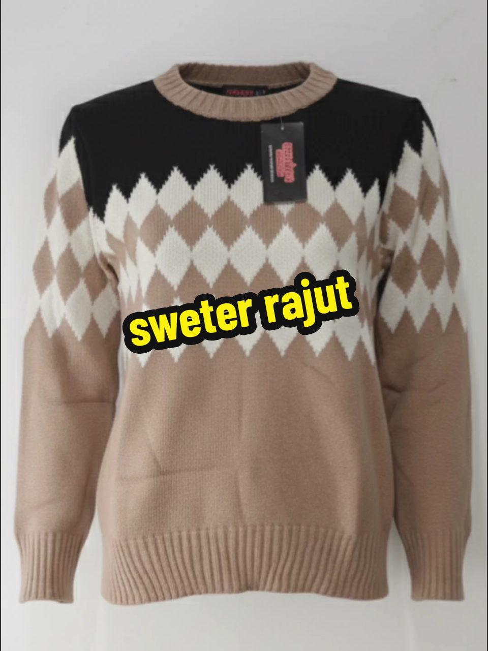 gaya santai dengan sweeter keren #sweterrajut #gudangfashion #fyp #CapCut 