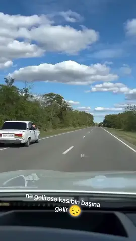 #nə gəlirsə kasıbın başına gəlir