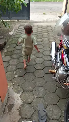 Beli Es jadul ( Es potong) enak sekali🤤🥰#esjadul #fypシ゚ 