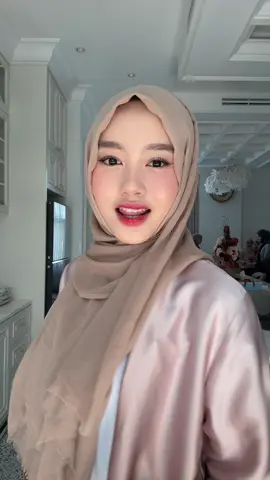 ni lagu enak bgttttt😭