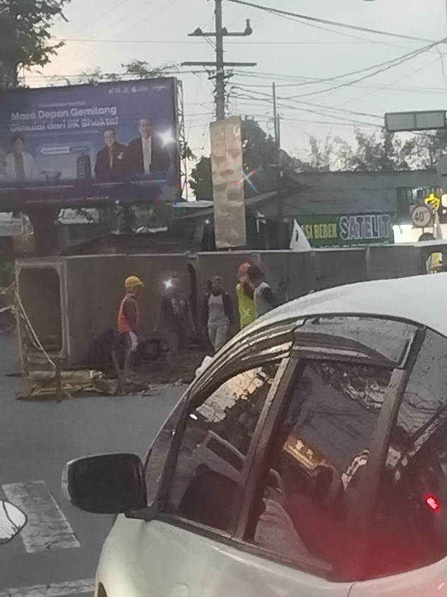 tulungagung masa perbaikan saluran air@TULUNGAGUNG UPDATE @TULUNGAGUNG BICARA REAL @Riley Clemmons @GATUT SUNU #tulungagung #vidioviral #fypage #fyppppppppppppppppppppppp 