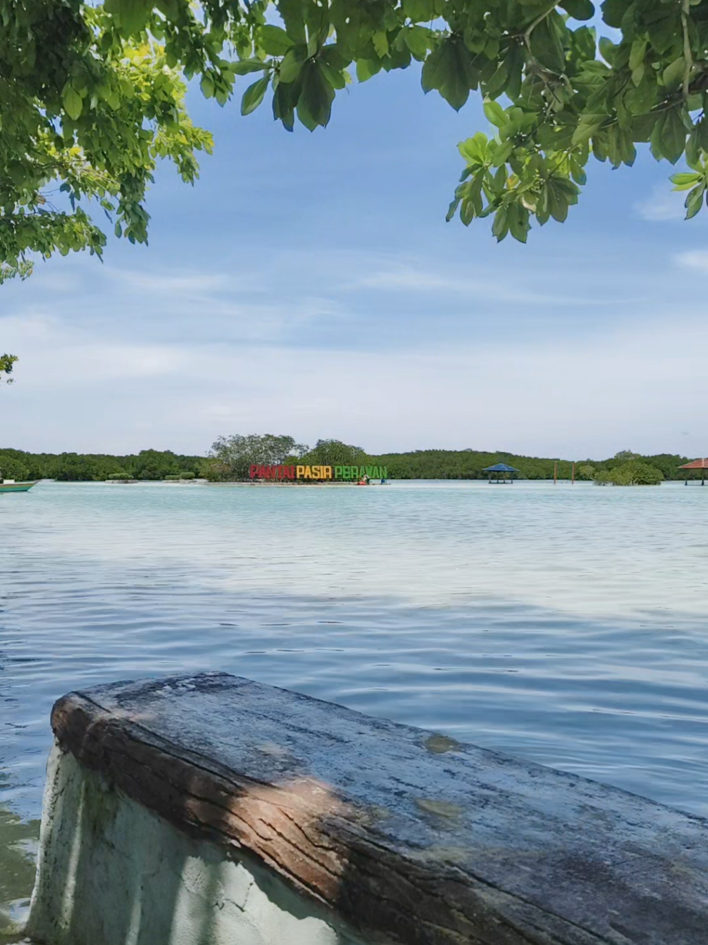 short trip to Pulau Pari 🌊💜 #pulaupari #pulauseribu #thousandisland #indonesia 