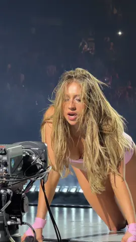 Tate Mcrae performing “Sports car” today in LA!🩷 #tatemcrae #misspossessivetour #soclosetowhat #sportscar #fyp  Via @NAS 