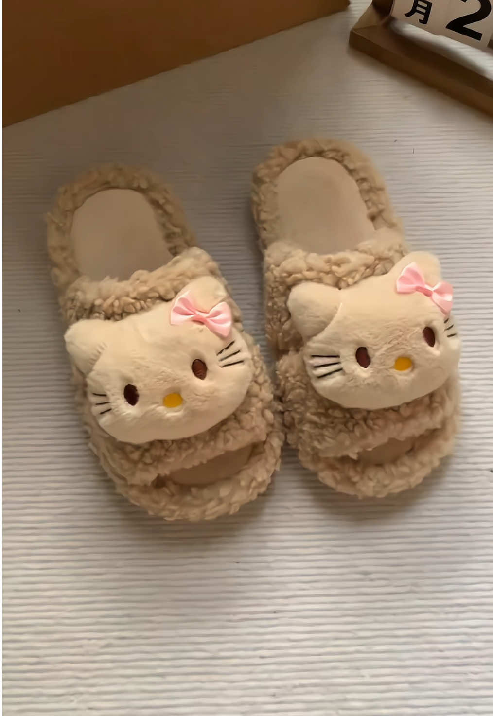 Dép mang trong nhà siu xinh ạ 🫶🏻 #depxinh #hellokitty 