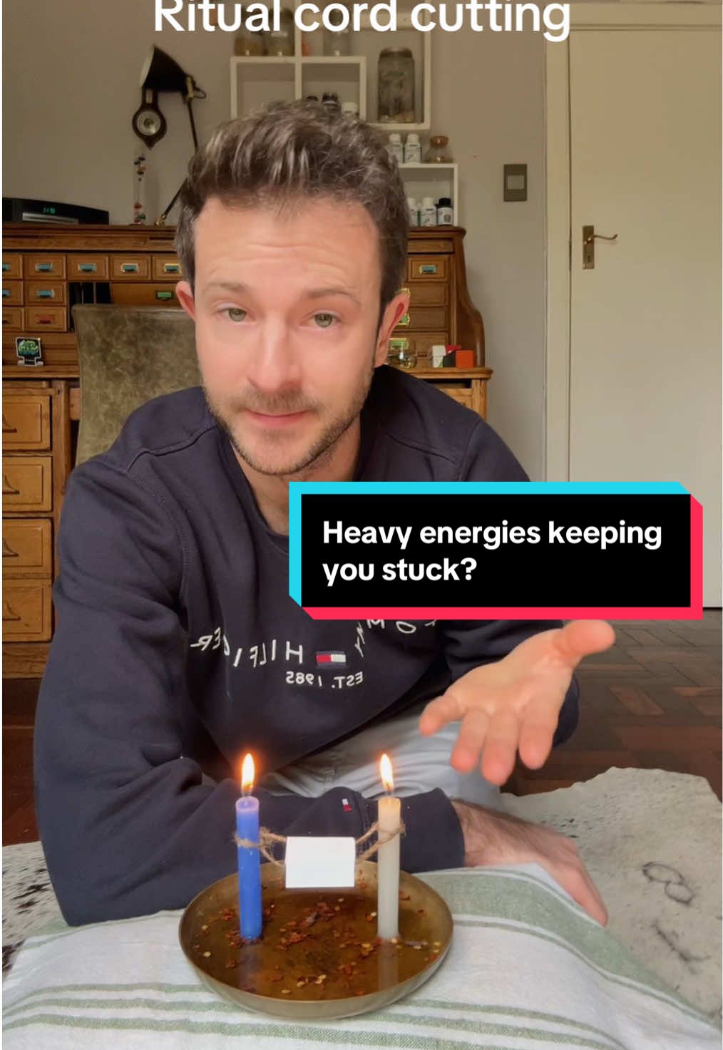 Cord cutting ritual. Are you feeling like you’re stagnating and some malignant energies are latched onto you?  Let’s cut that cord before they get too settled.  This is a ritual for cutting ties with any negative drain on your energy or things that are holding you back and making you feel like your stagnating.  This ritual is a powerful, sharp cord cutting. Not to be used just for fun, it’s for heavy energies attached to you rather than detaching from a particular person. This is mostly because of the sharp strong herbs we are using. 