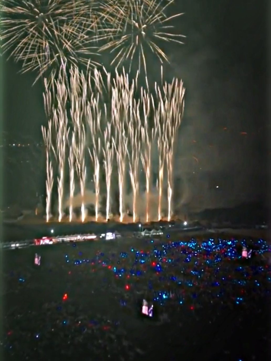 #梓渝 ##ziyu #ZIYU #ziyu梓渝myanmarfanspage #Yuni @chengjiaren @🐟💙 ziyu fan girl 💙🐟 yuni💛 