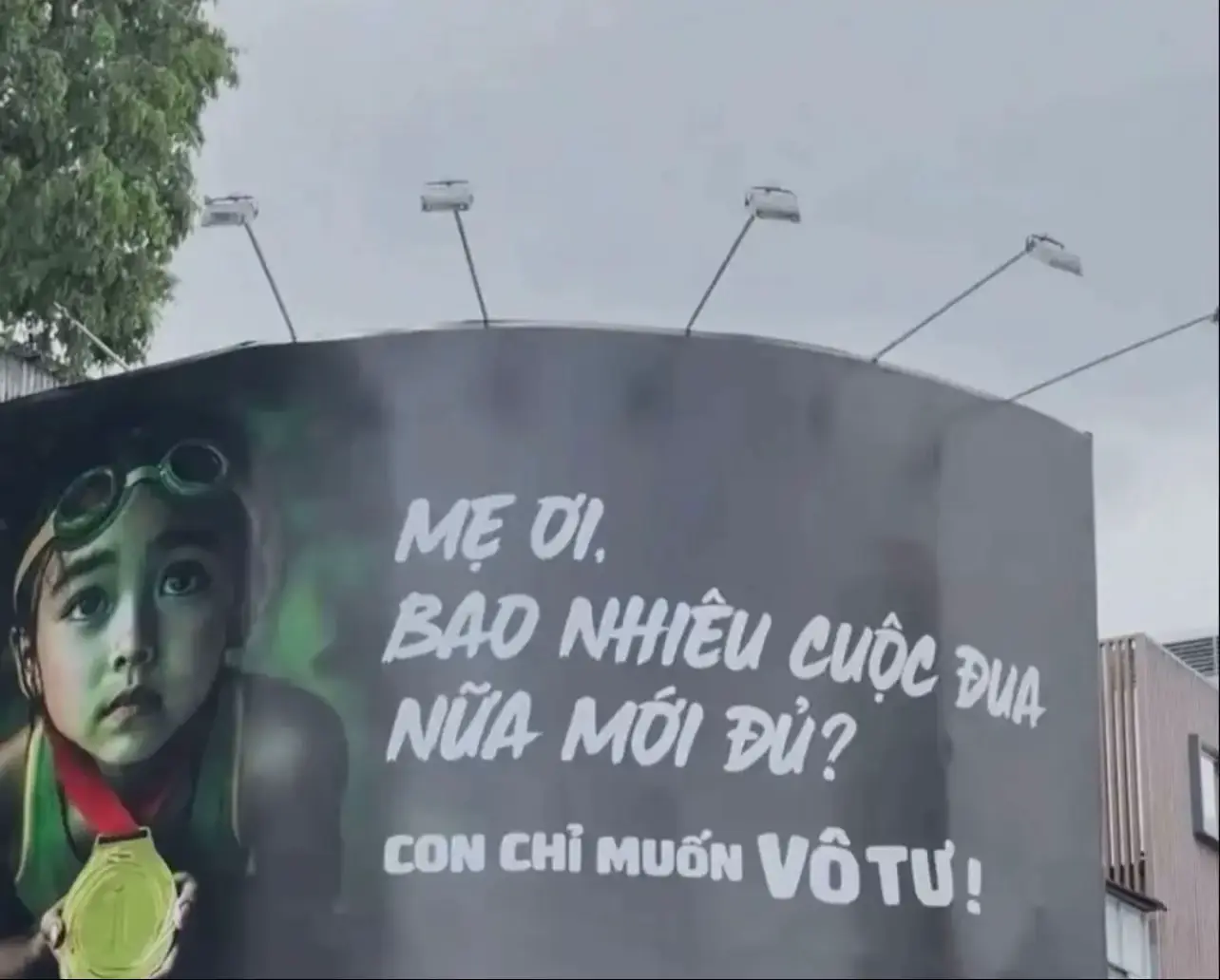 Trước khi đầy đủ , phải biết đủ đau .#