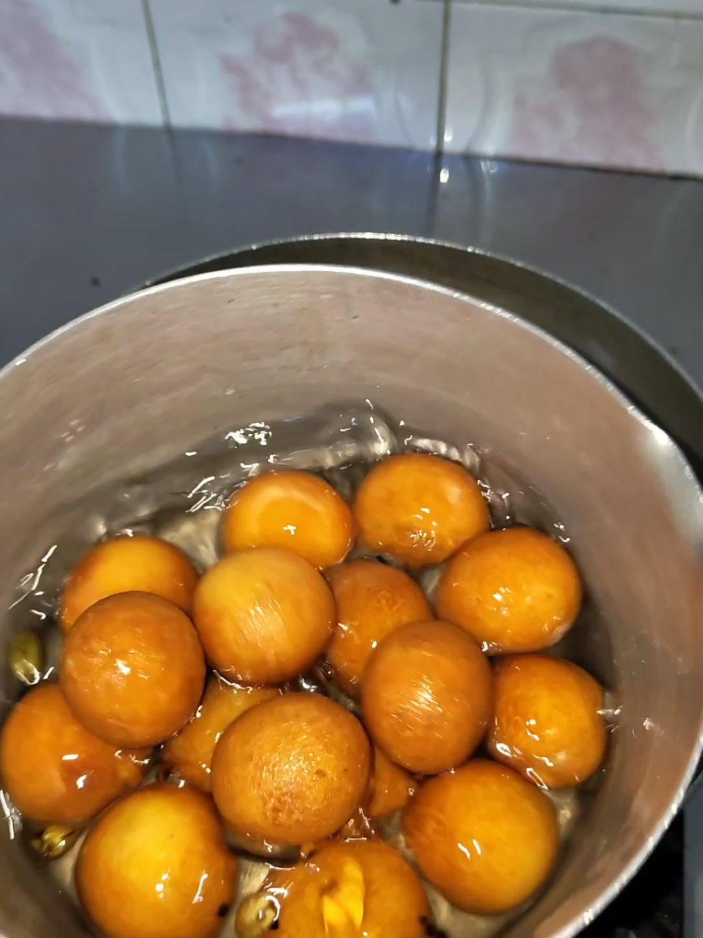 #മലയാളം #സൗദിഅറേബ്യ #gulabjamoonrecipe ആർക്കും ഉണ്ടാക്കാൻ വളരെ സിമ്പിൾ 