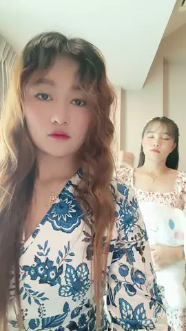 ပြားမနဲ့😂😂 #marian #friends #happy 