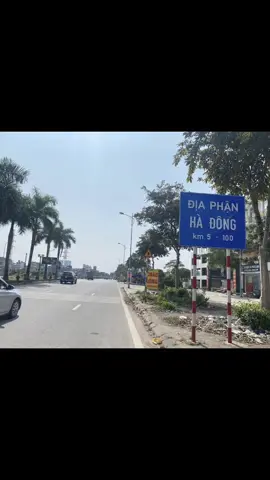 Hà Đông là một quận thuộc thủ đô Hà Nội, được thành lập ngày 8/5/2009, nằm ở phía Tây Nam thủ đô. Quận này nổi tiếng với truyền thống văn hóa lâu đời, đặc biệt là làng lụa Vạn Phúc, và là trung tâm đô thị phát triển nhanh chóng. Hà Đông còn có hệ thống y tế và giáo dục đầu ngành, thu hút đông đảo du khách và người dân. #capcut #xuhuong #HADONG 