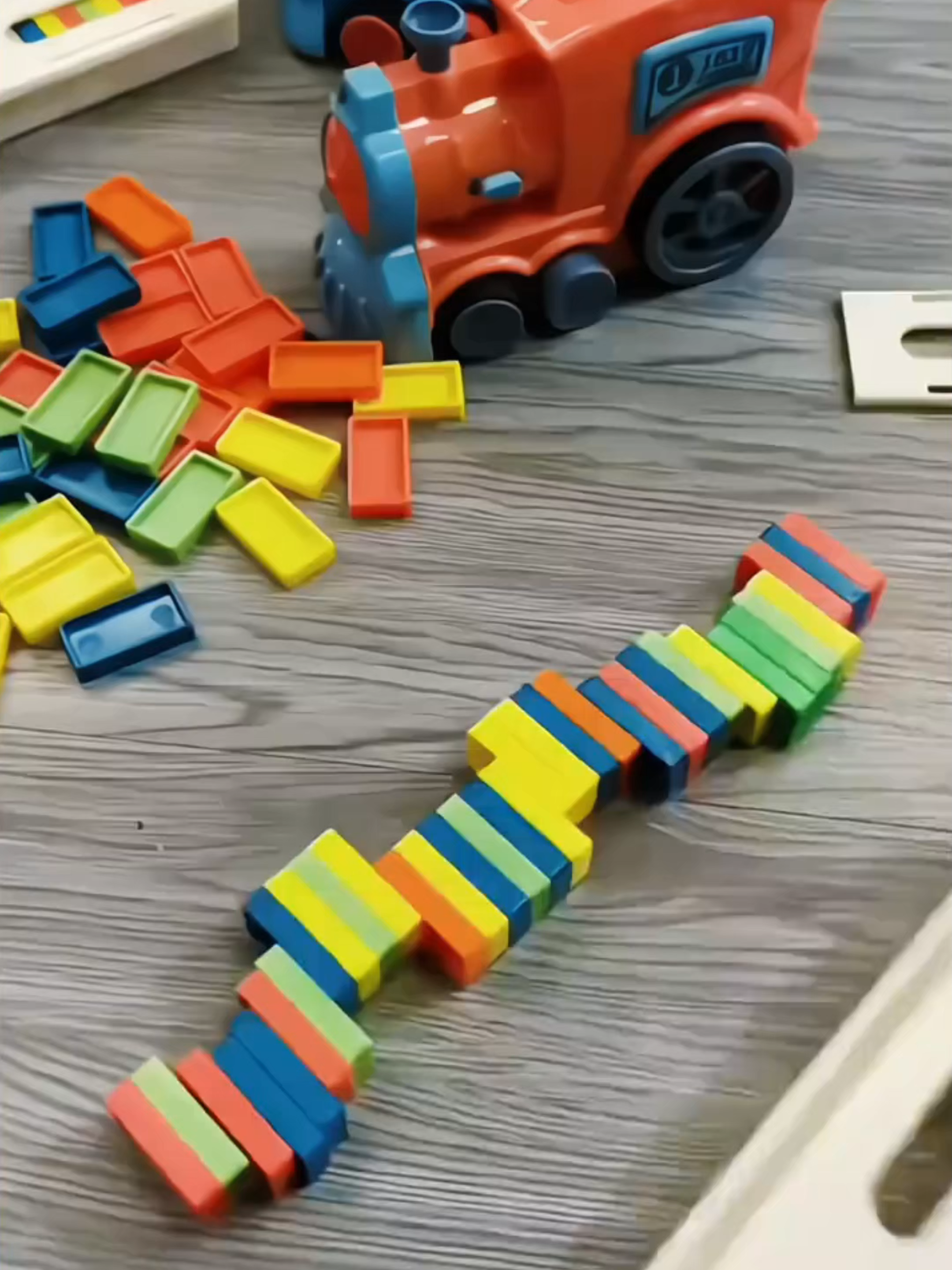 Món đồ chơi giúp bé tránh xa điện thoại