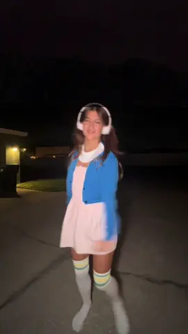 Who else is excited for stranger things season 5 ?! #fyp #strangerthings #strangerthings5 #upsidedown 